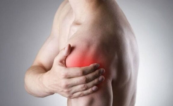 Glenohumerale Arthritis als Ursache für Rückenschmerzen unterhalb des linken Schulterblatts.