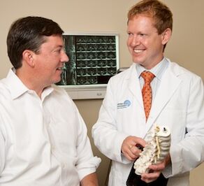 Ein Neuropathologe diagnostiziert Osteochondrose.